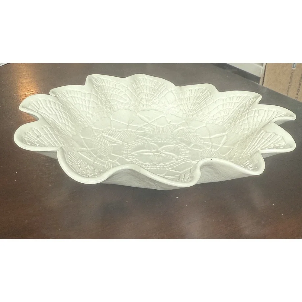 Estate Artist Signed Embossed Cream Pottery Bowl with Scalloped Edge 7